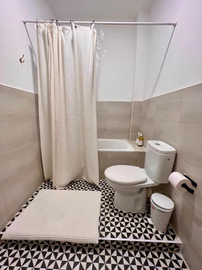 Urban Rooms Fuencarral Madri Exterior foto